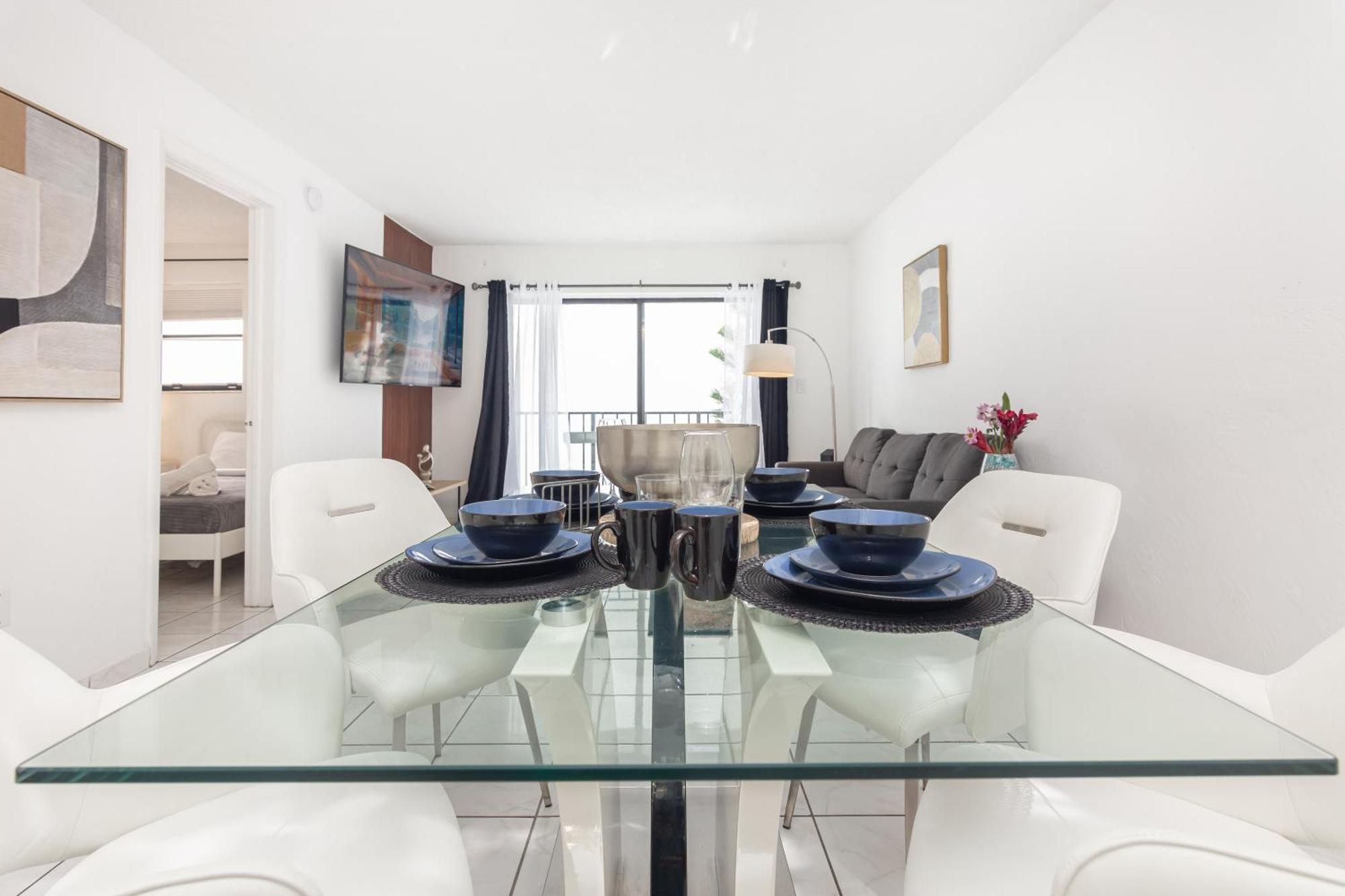 One Bedroom Apartment - With Parking & Balcony - Heart Of Wynwood Miami Exteriör bild