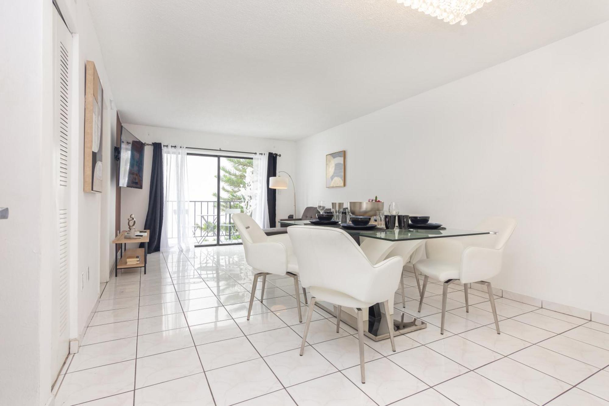 One Bedroom Apartment - With Parking & Balcony - Heart Of Wynwood Miami Exteriör bild