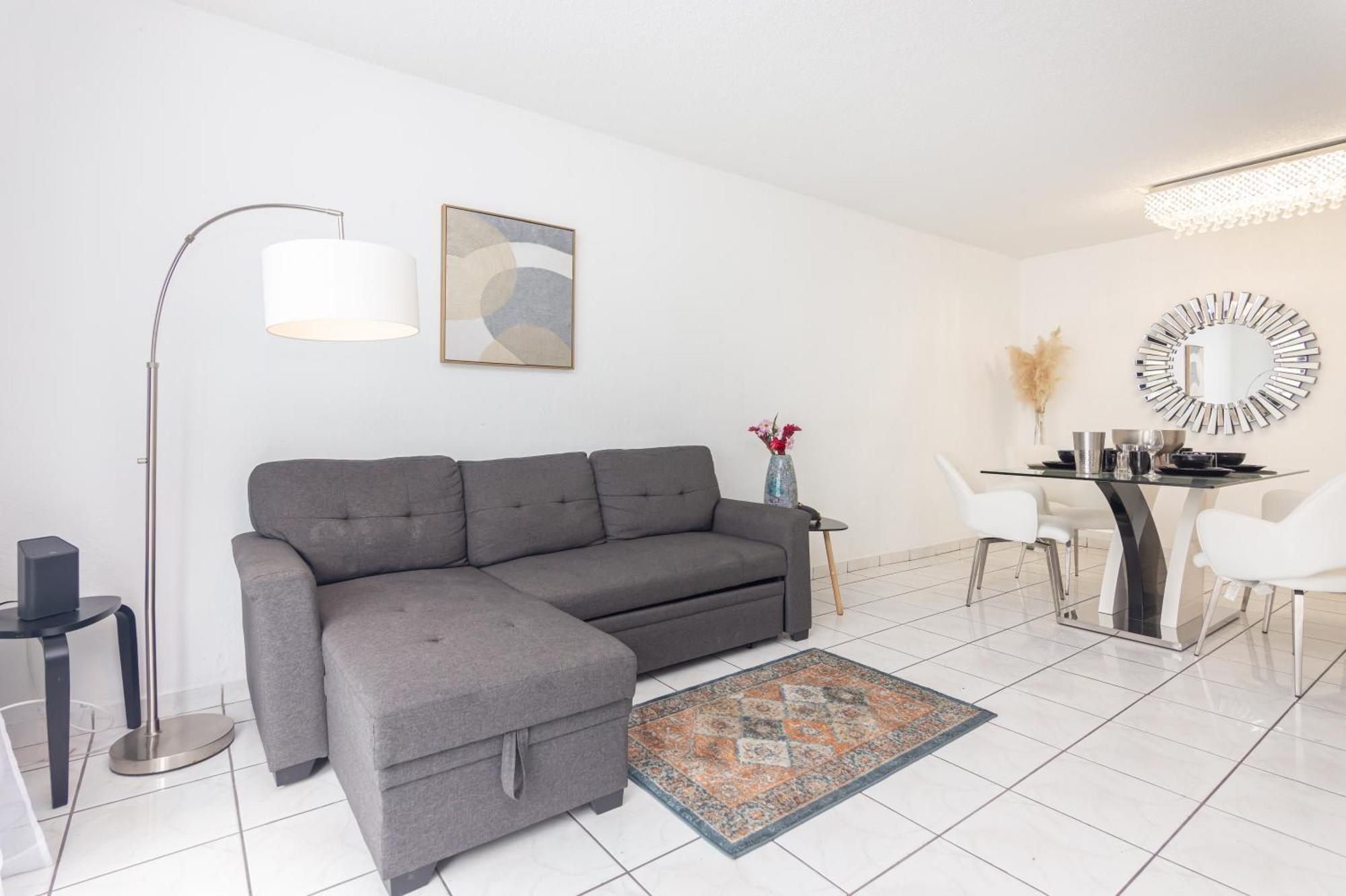 One Bedroom Apartment - With Parking & Balcony - Heart Of Wynwood Miami Exteriör bild